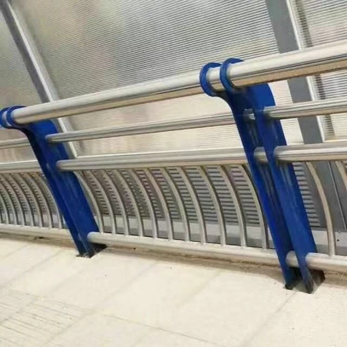 不銹鋼道路護欄材質的發展介紹